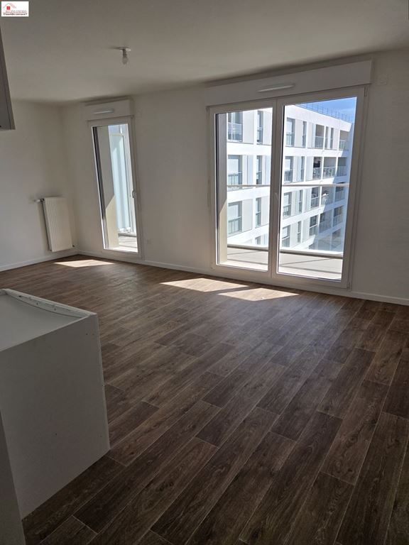 Appartement F1 BONDY (93140) REZO IMMO